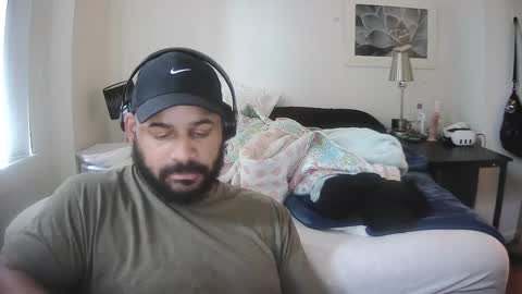 Snapshot of popfizzt chatting on 09-13-25, 05:24 popfizzt online show from 09-13-25, 05:24