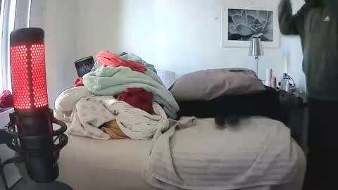 Snapshot of popfizzt chatting on 09-15-25, 12:49 popfizzt online show from 09-15-25, 12:49