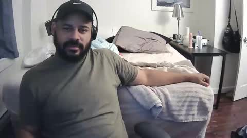 Snapshot of popfizzt chatting on 09-16-25, 02:23 popfizzt online show from 09-16-25, 02:23