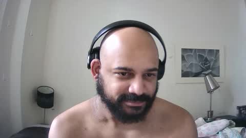 Snapshot of popfizzt chatting on 10-16-25, 05:14 popfizzt online show from 10-16-25, 05:14