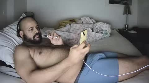 Snapshot of popfizzt chatting on 10-30-25, 02:13 popfizzt online show from 10-30-25, 02:13