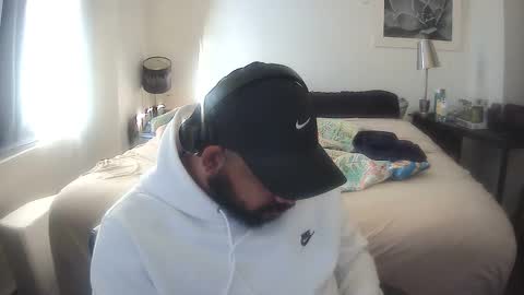 Snapshot of popfizzt chatting on 11-15-25, 08:05 popfizzt online show from 11-15-25, 08:05