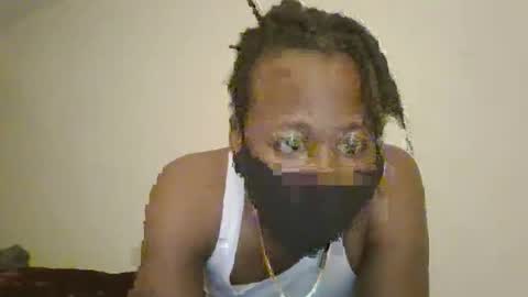 Snapshot of poppydingo1 chatting on 11-16-25, 11:05 poppydingo1 online show from 11-16-25, 11:05