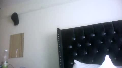 THE AMAZON DICK online show from 10-31-25, 09:10