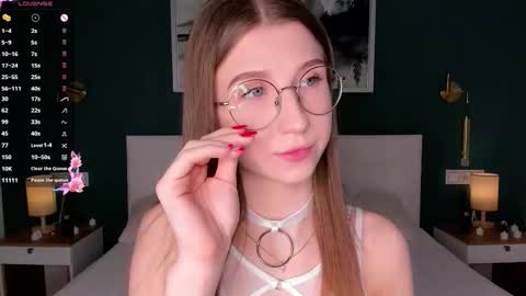 Elizabeth online show from 03-13-26, 07:42