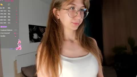 Elizabeth online show from 07-27-26, 08:21