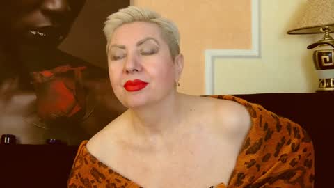 LADY POSH online show from 01-03-25, 09:47