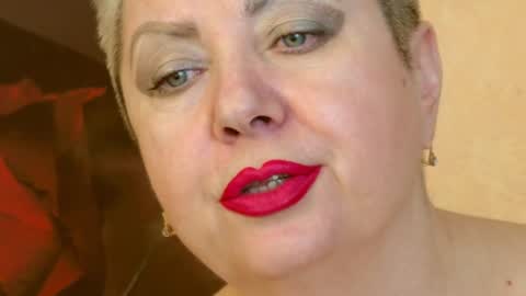 LADY POSH online show from 01-11-25, 04:48