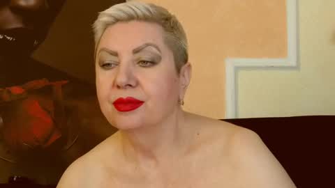 LADY POSH online show from 02-18-25, 10:14