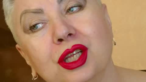 LADY POSH online show from 03-11-25, 09:59