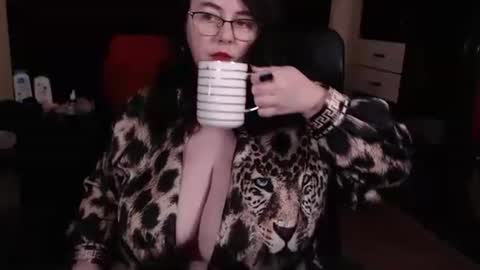 PoshMistres    online show from 12-18-25, 08:04