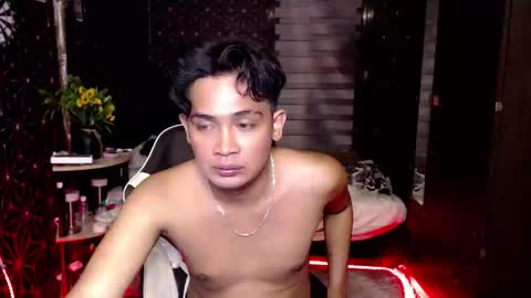 VEeeAsian online show from 11-17-25, 04:13