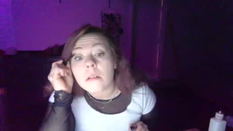 Snapshot of posionedxpeach chatting on 10-24-25, 01:13 posionedxpeach online show from 10-24-25, 01:13