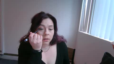 Snapshot of posionedxpeach chatting on 10-30-25, 08:42 posionedxpeach online show from 10-30-25, 08:42