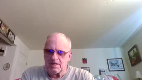 Snapshot of potato_chipz70 chatting on 12-14-25, 03:17 potato_chipz70 online show from 12-14-25, 03:17