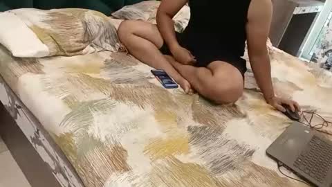 poulomi online show from 11-15-25, 08:22