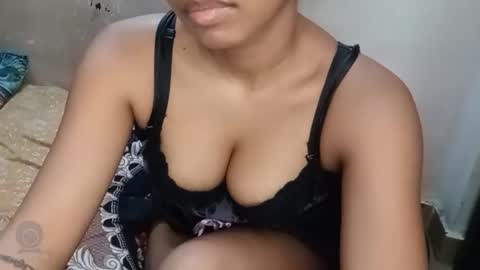 poulomi online show from 03-27-26, 07:14