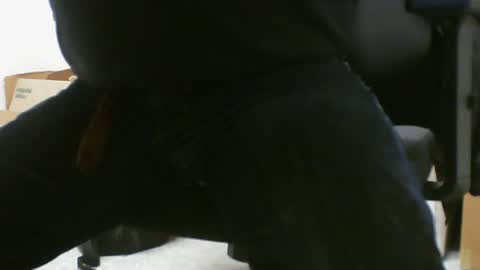 Snapshot of poundtownusa2016 chatting on 12-04-24, 08:29 ConchilDog online show from 12-04-24, 08:29