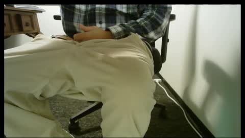 Snapshot of poundtownusa2016 chatting on 11-09-25, 04:05 ConchilDog online show from 11-09-25, 04:05