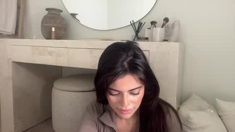 Selena online show from 07-09-26, 02:48