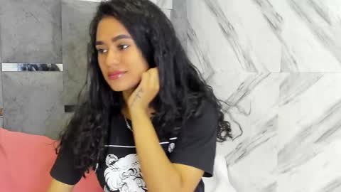 Snapshot of poutyseleny chatting on 01-26-25, 04:20 poutyseleny online show from 01-26-25, 04:20