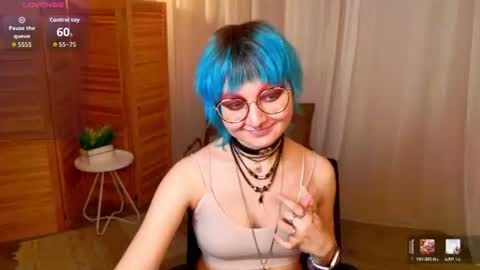 Snapshot of powderofgun chatting on 06-17-26, 08:21 powderofgun online show from 06-17-26, 08:21