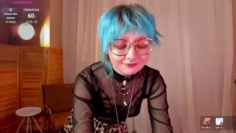 Snapshot of powderofgun chatting on 06-26-26, 08:46 powderofgun online show from 06-26-26, 08:46