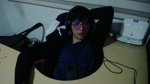 powerfulzeus2 online show from 11-07-25, 01:38