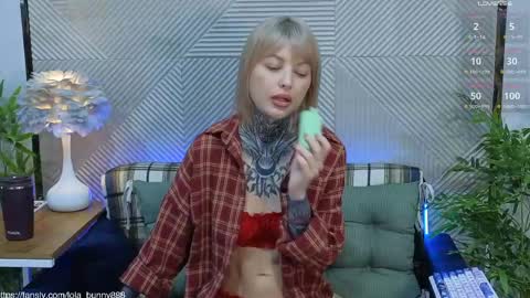 Lola online show from 05-14-26, 04:41