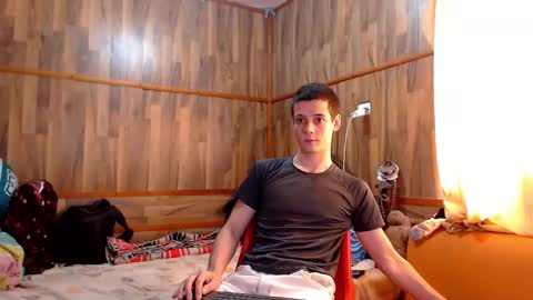 Snapshot of powertwinky chatting on 10-06-25, 07:11 chris independent  online show from 10-06-25, 07:11