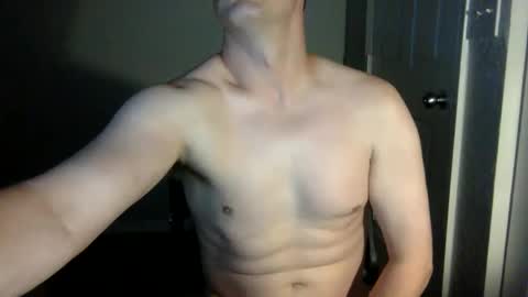 Snapshot of pphoto_95 chatting on 02-14-25, 06:56 Redd online show from 02-14-25, 06:56