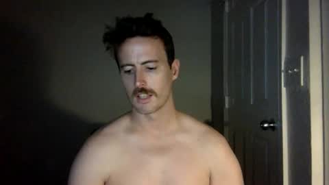 Snapshot of pphoto_95 chatting on 02-18-25, 05:31 Redd online show from 02-18-25, 05:31