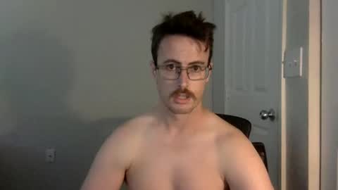 Snapshot of pphoto_95 chatting on 02-21-25, 08:16 Redd online show from 02-21-25, 08:16