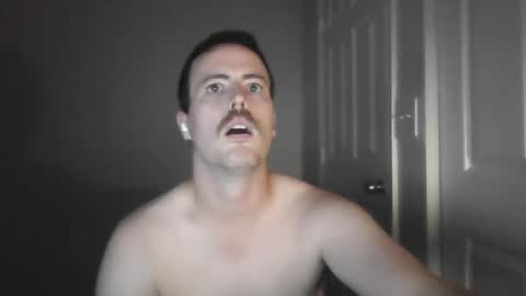 Snapshot of pphoto_95 chatting on 11-23-25, 04:12 Redd online show from 11-23-25, 04:12