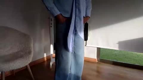 Snapshot of ppsmall_17 chatting on 10-16-25, 11:11 ppsmall_17 online show from 10-16-25, 11:11