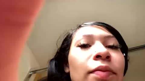 Snapshot of pr3ttynperla chatting on 09-29-25, 02:00 pr3ttynperla online show from 09-29-25, 02:00