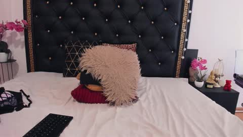 Ailyn online show from 03-27-26, 08:26