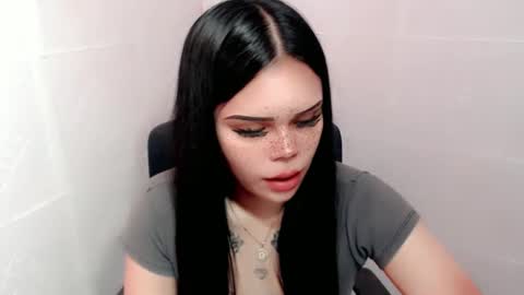 MAXXINE online show from 12-15-24, 02:52