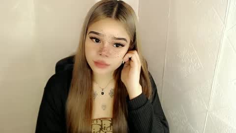 MAXXINE online show from 02-28-25, 06:52