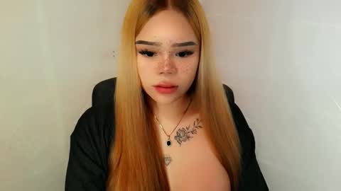 MAXXINE online show from 11-23-25, 04:23