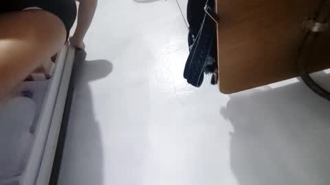 Snapshot of preetydinah chatting on 12-29-24, 01:02 Dinah online show from 12-29-24, 01:02