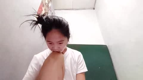 Snapshot of preetydinah chatting on 03-11-25, 12:33 Dinah online show from 03-11-25, 12:33