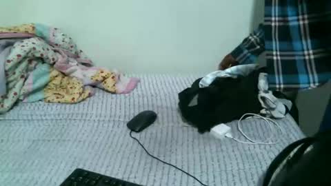 Snapshot of preshty chatting on 09-30-25, 07:46 preshty online show from 09-30-25, 07:46