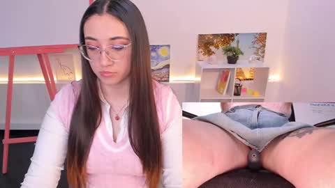 Camila  online show from 11-11-25, 12:05