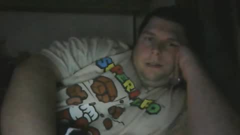 Snapshot of prestonhealy chatting on 11-25-25, 04:01 prestonhealy online show from 11-25-25, 04:01