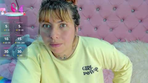 Snapshot of pretti__violet_ chatting on 11-11-25, 12:16 Pretti Violet online show from 11-11-25, 12:16