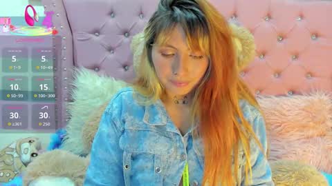 Snapshot of pretti__violet_ chatting on 01-15-26, 05:12 Pretti Violet online show from 01-15-26, 05:12