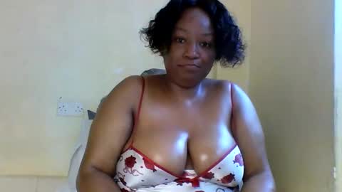 Prettie diva online show from 10-29-25, 01:24