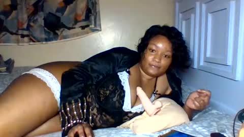Prettie diva online show from 05-21-26, 09:33