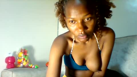 prettie_petitee online show from 07-14-26, 03:33
